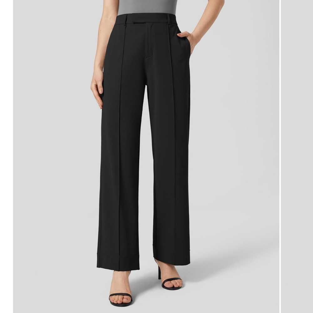 New with tags Halara yoga dress pants size small in black
